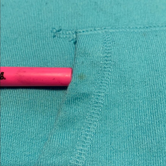 PINK 3/4 zip with flower / leaf PINK on back. - Picture 5 of 10